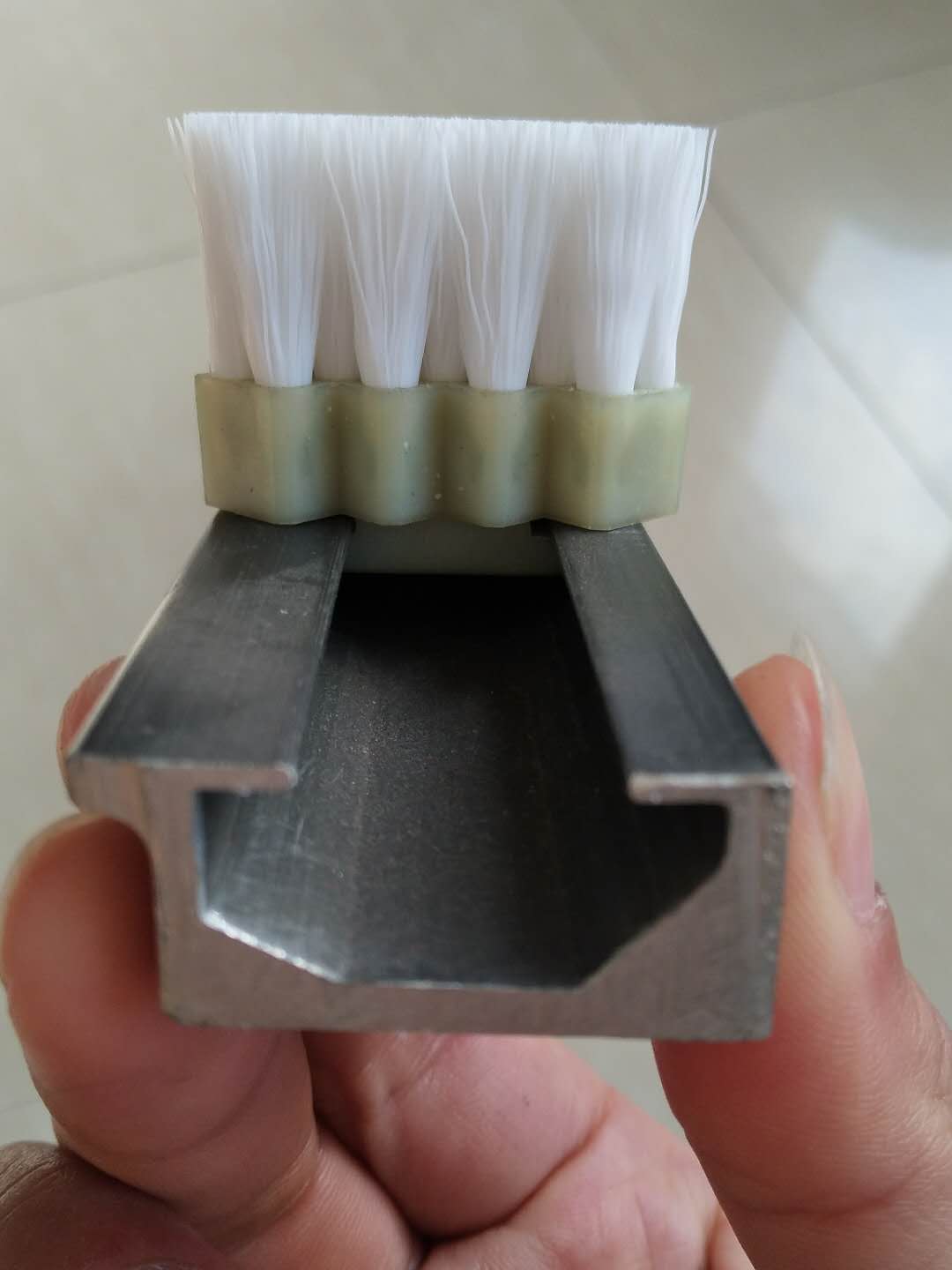 ��q�C(j��)ëˢ